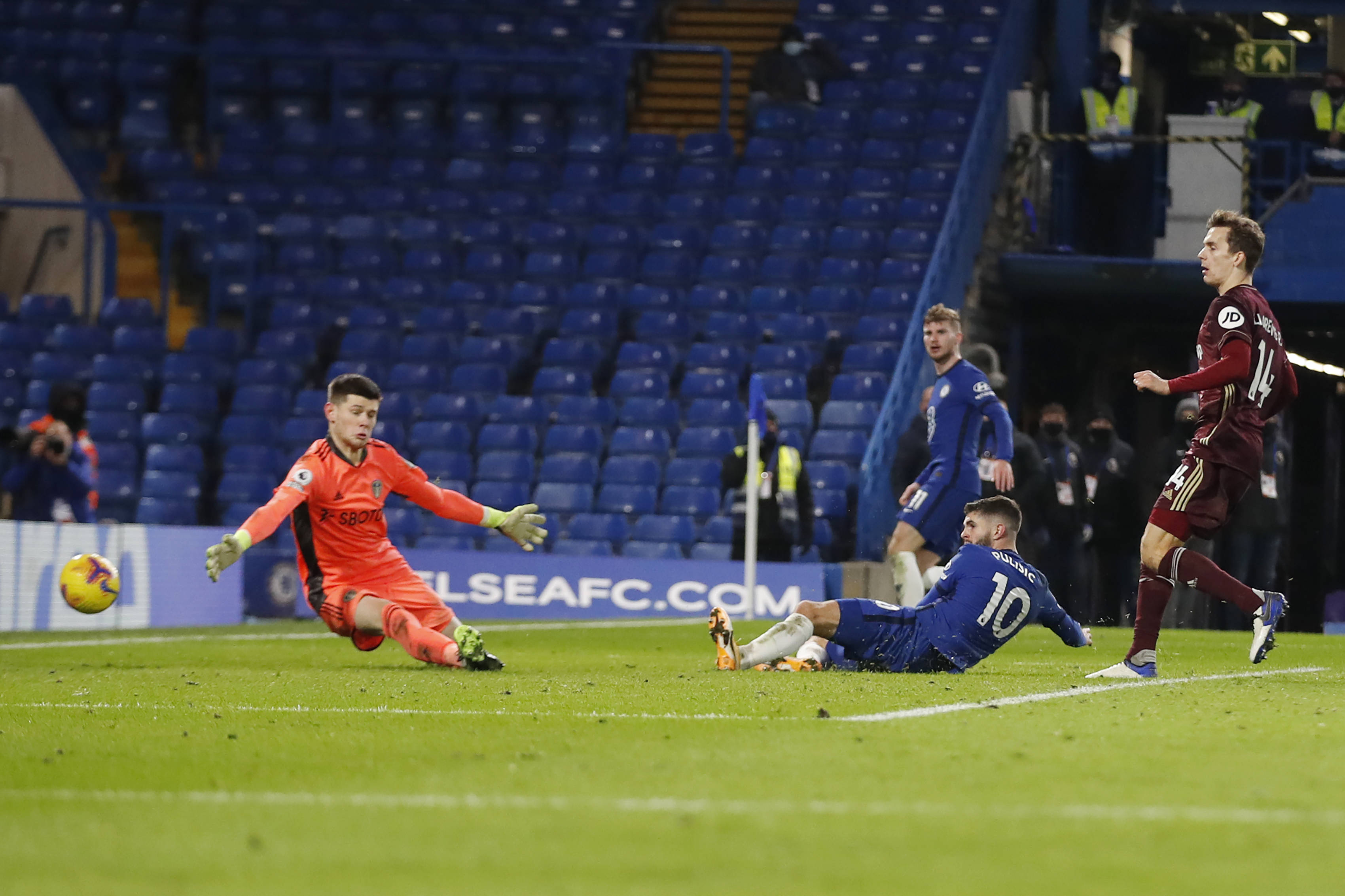 家队之间需 家队之间需